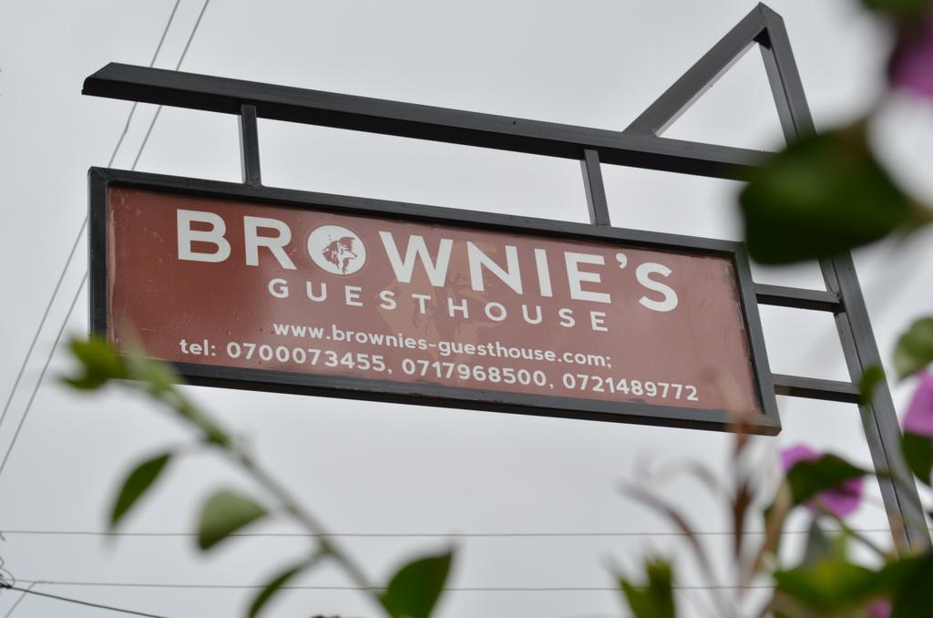 Brownie'S Guesthouse Lake Elementaita Exterior photo